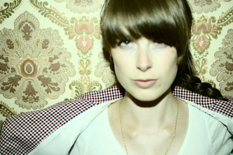 Wallpaper (Special Features) – 3