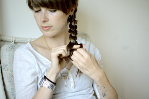 How To Braid Hair (Extended Version) – 32