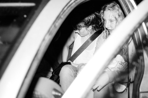 Schwarz zu Blau – 4