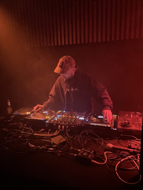 Feel-world Simulation – 4