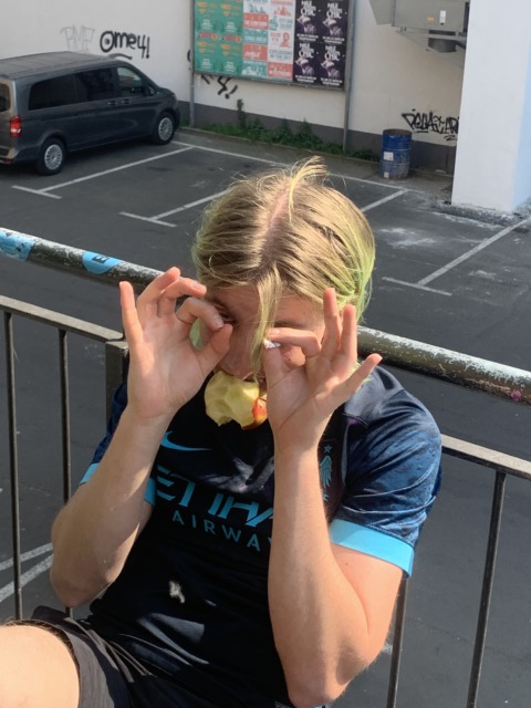 Feel-world Simulation – 9